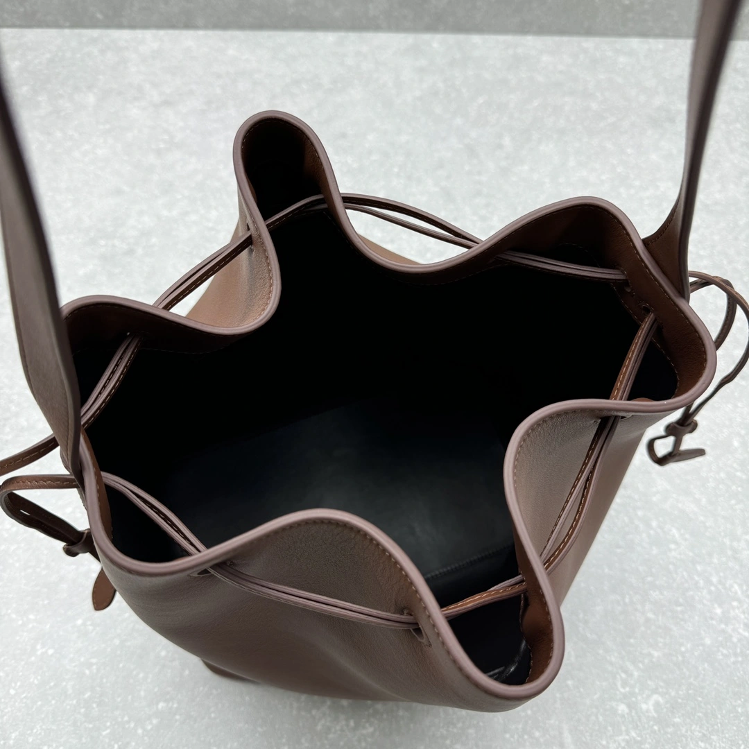 Comfortable The Row Bucket Bags 69478