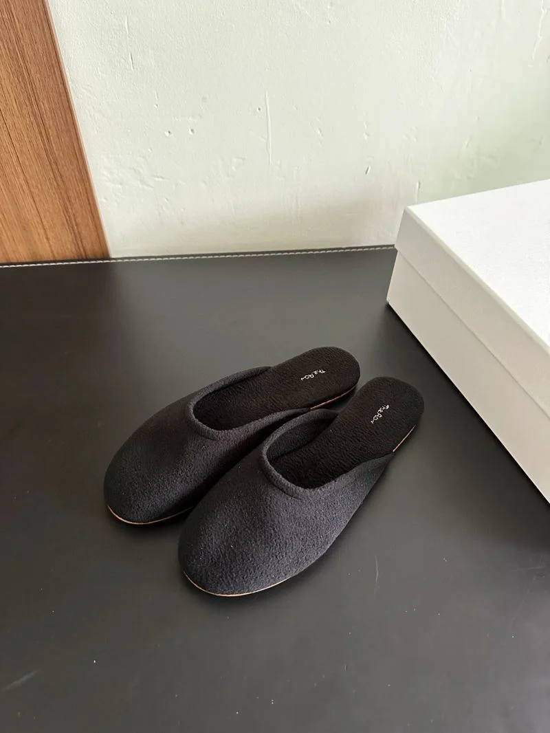 Lightweight The Row Sandals 7240