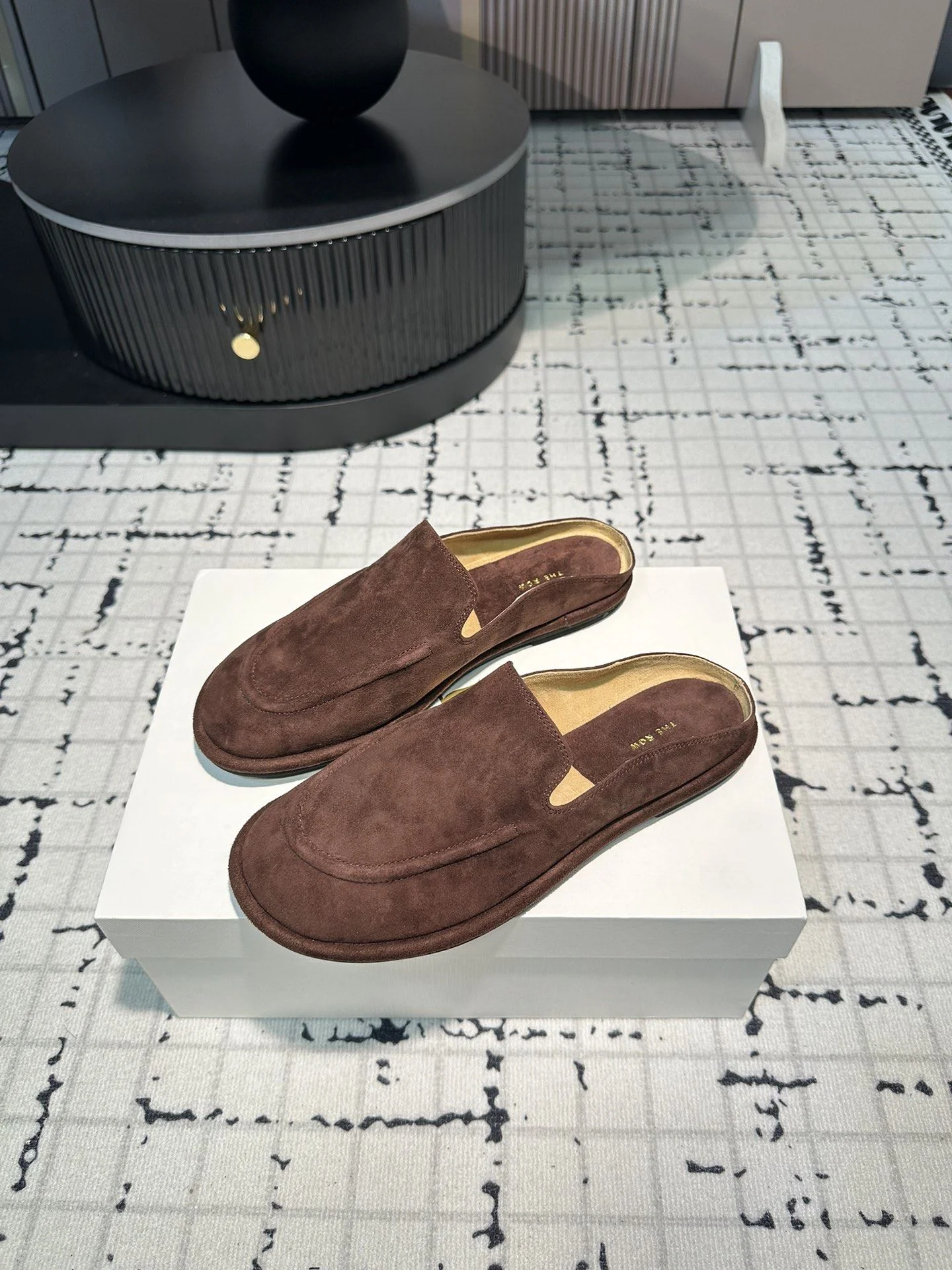 Upgraded The Row Sandals 7221