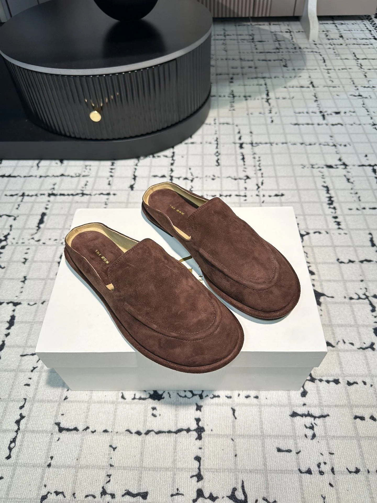 Upgraded The Row Sandals 7221
