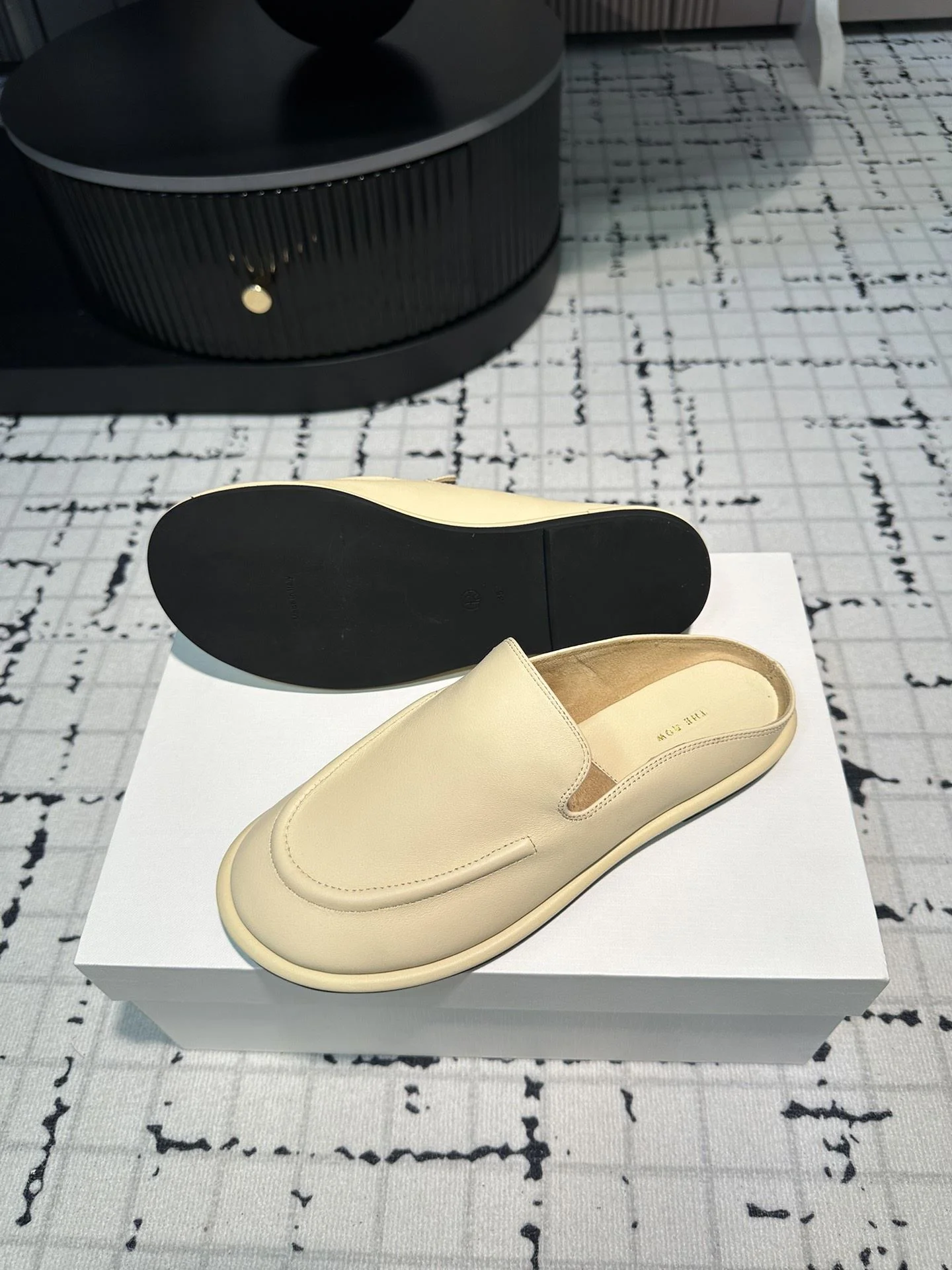 The Row Sandals DailyWear 7252