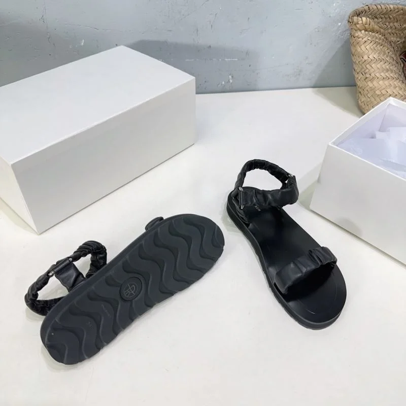 OdorResistant The Row Sandals 11221