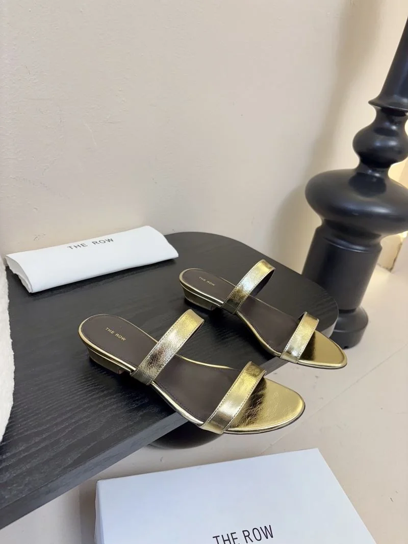 SoftTouch The Row Sandals 8914