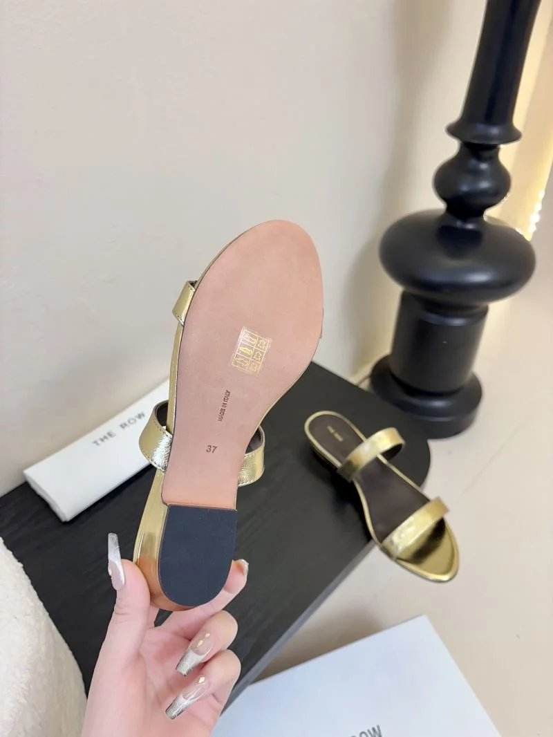 SoftTouch The Row Sandals 8914