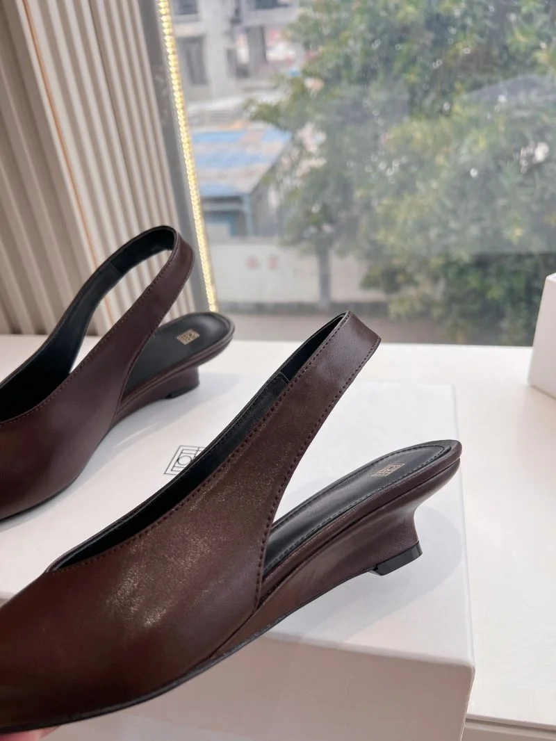 The Row Sandals Soft 8903