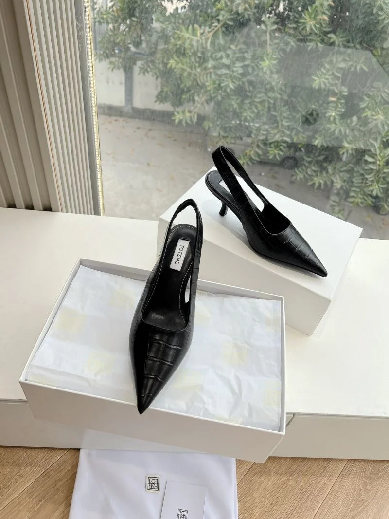 Sleek The Row Sandals 8889