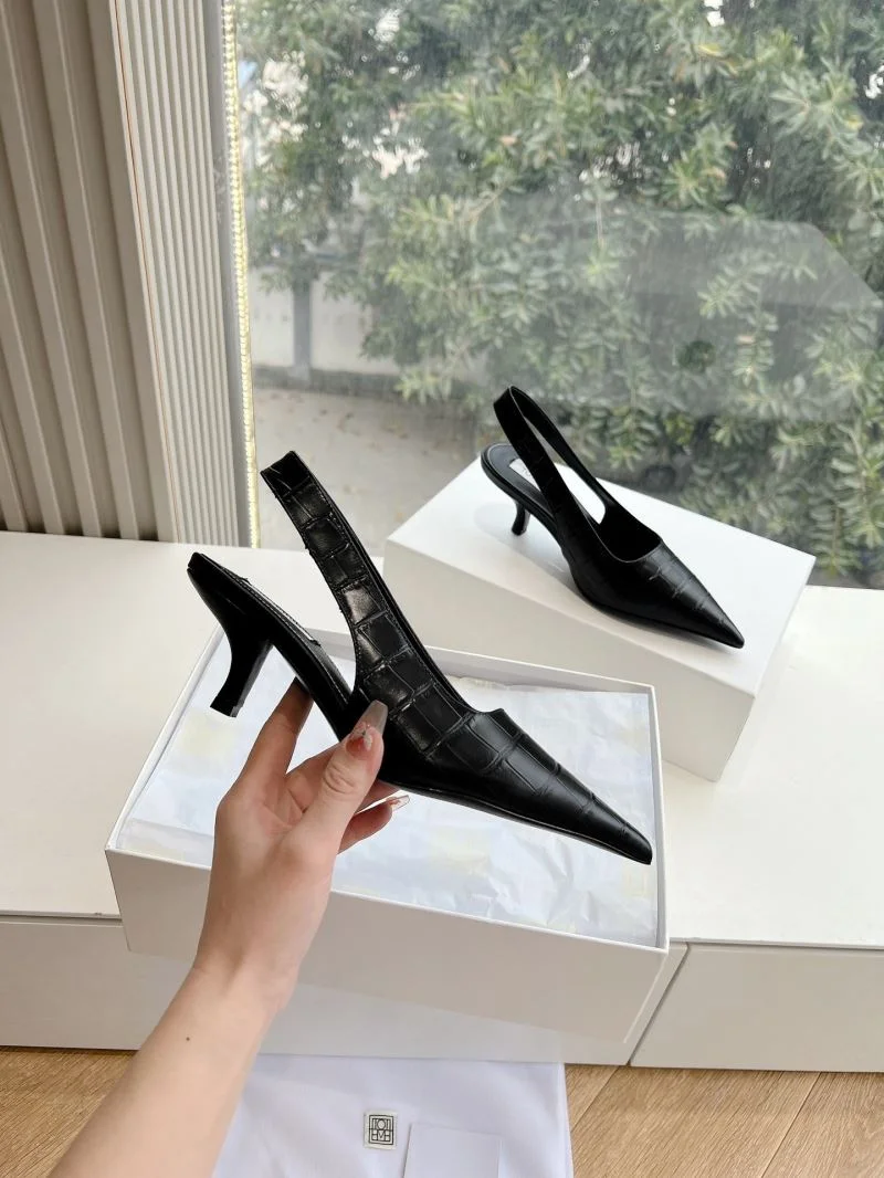 Sleek The Row Sandals 8889