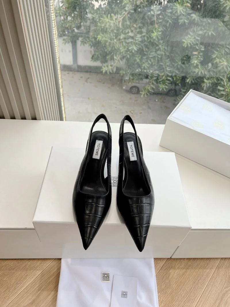 Sleek The Row Sandals 8889