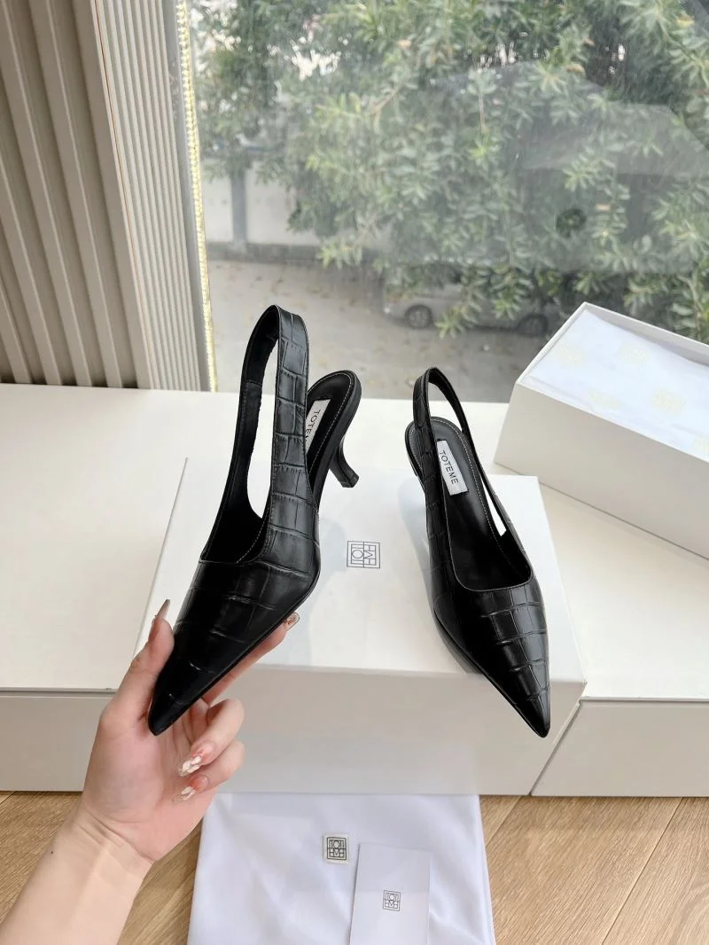 Sleek The Row Sandals 8889