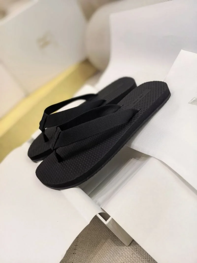 The Row Sandals UrbanStyle 8891