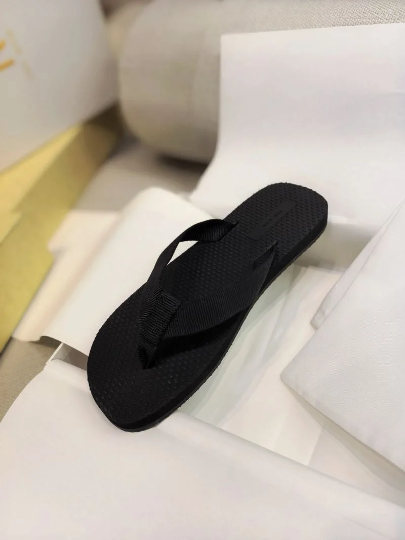 The Row Sandals UrbanStyle 8891