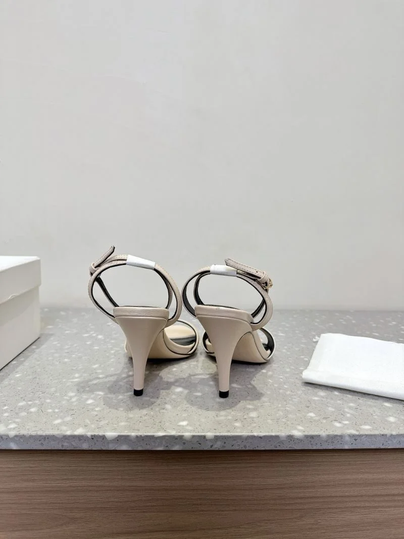 Trendy The Row Sandals 8863