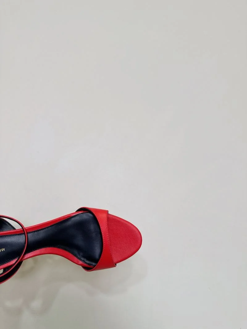The Row Sandals Sleek 8854