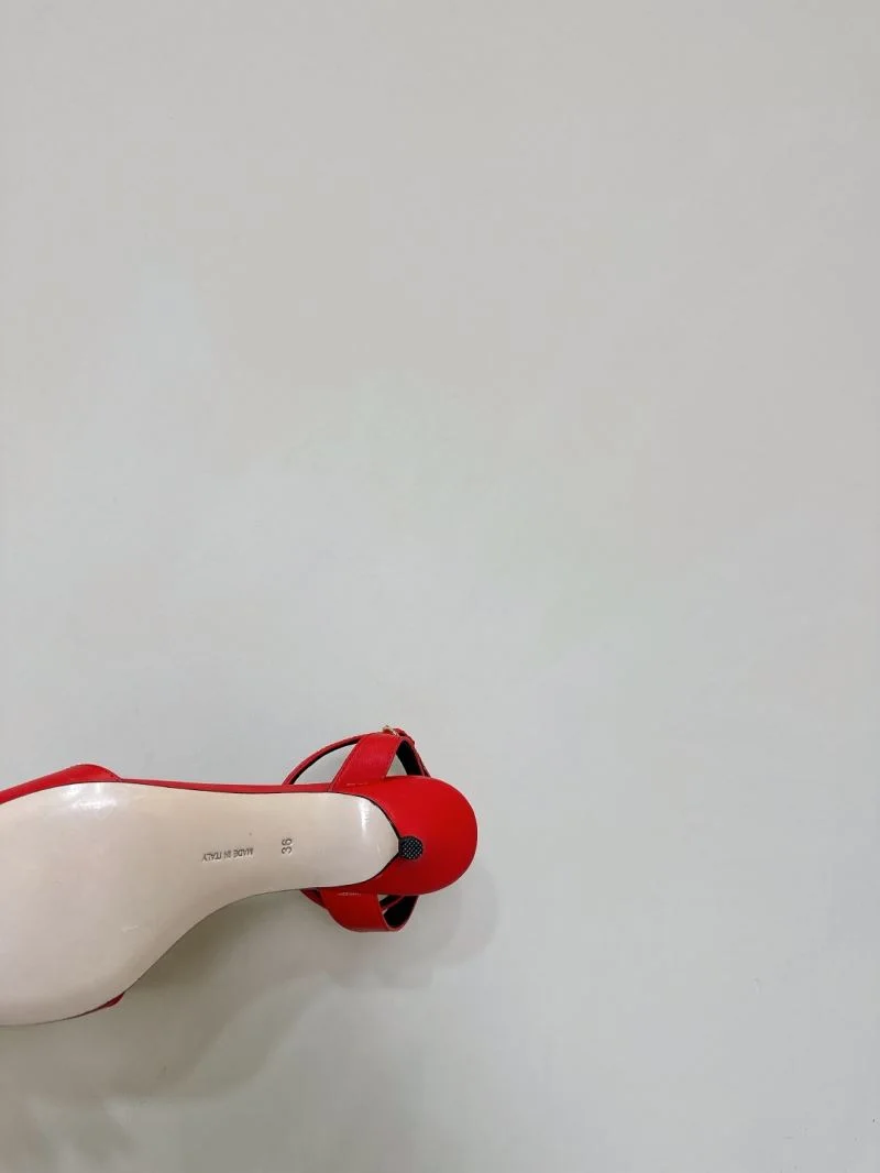 The Row Sandals Sleek 8854
