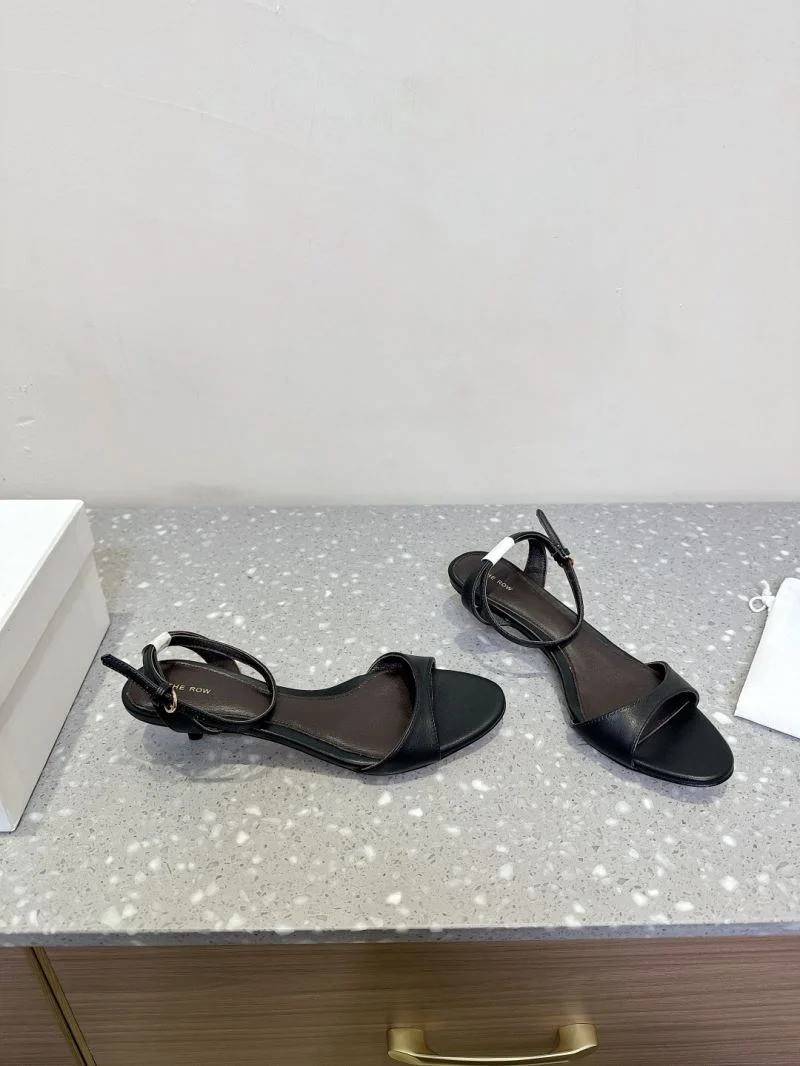 GoAnywhere The Row Sandals 8871
