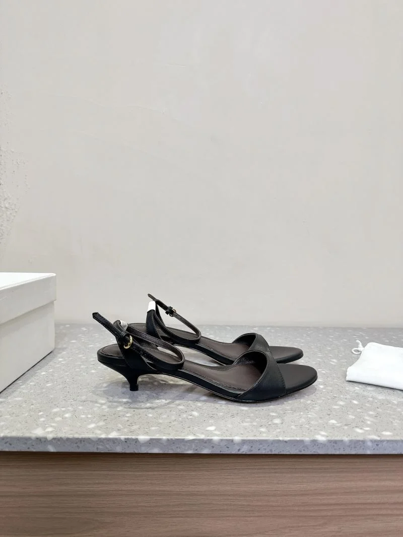 GoAnywhere The Row Sandals 8871