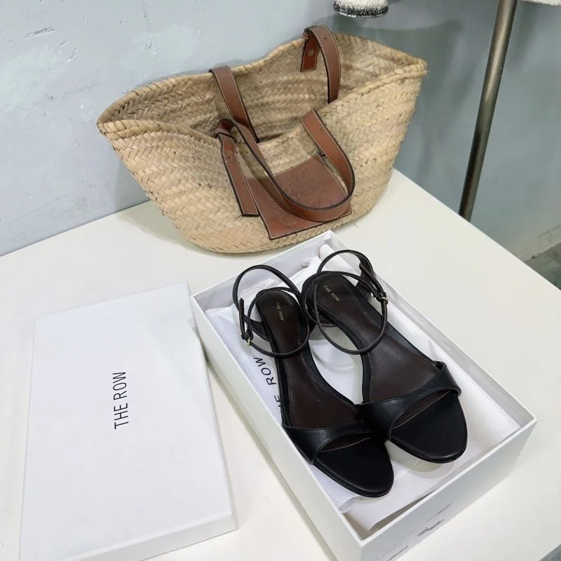 Youthful The Row Sandals 8850
