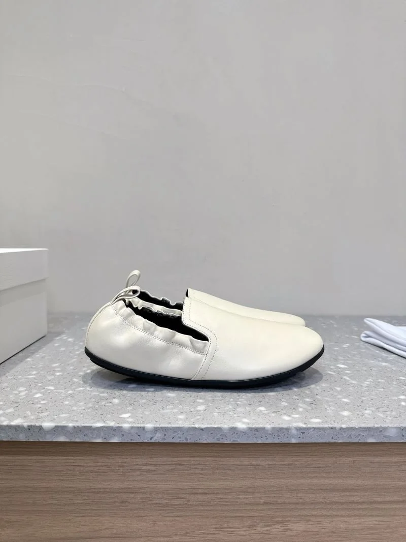 EasyCare The Row Shoes 7251