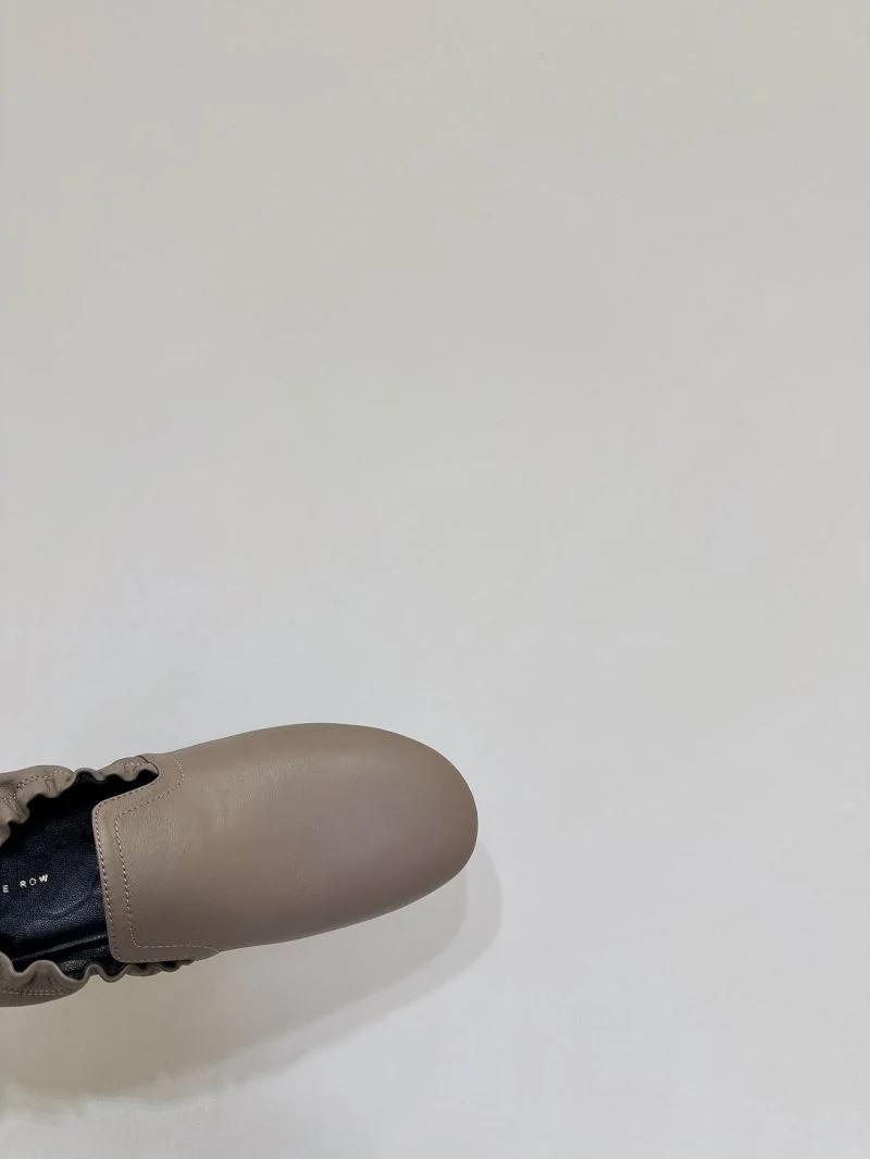 The Row Shoes AllSeason 7208