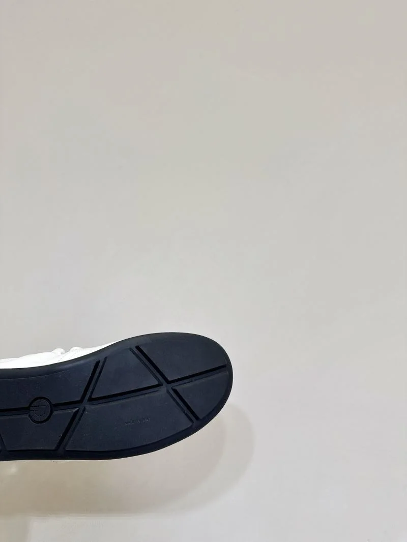 Sporty The Row Shoes 7205