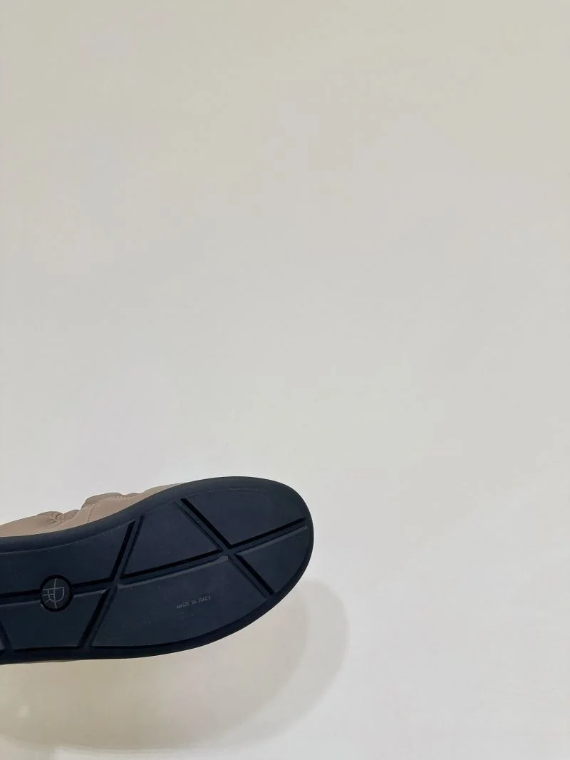 WeatherProof The Row Shoes 7242