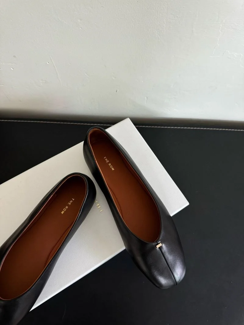 The Row Shoes Chic 7193