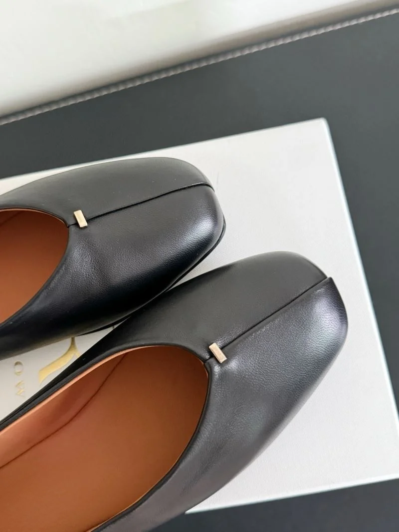 The Row Shoes Chic 7193