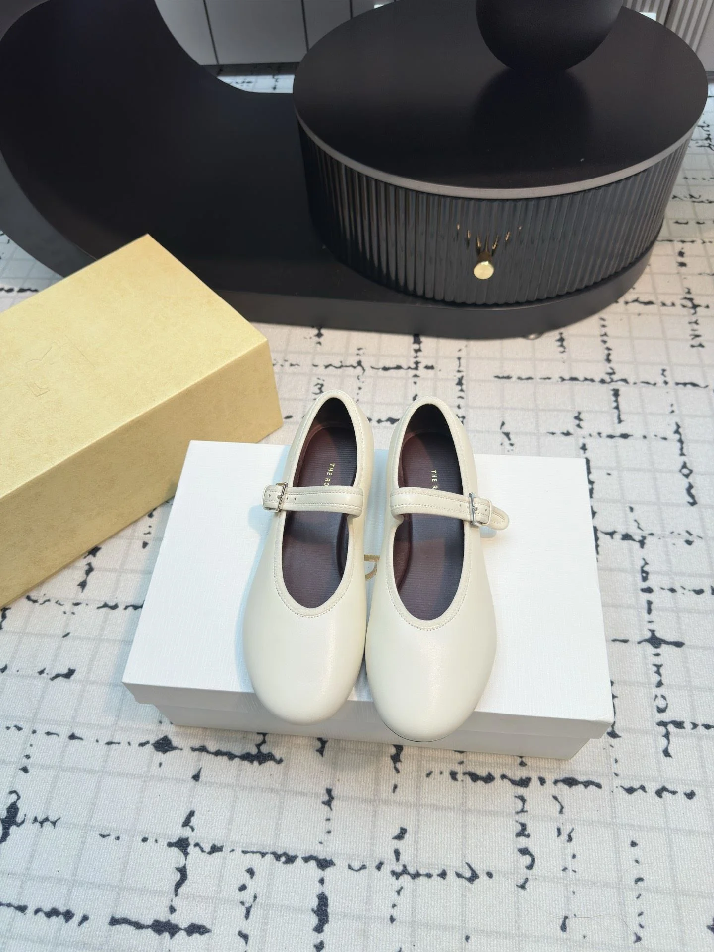 Sustainable The Row Shoes 7179
