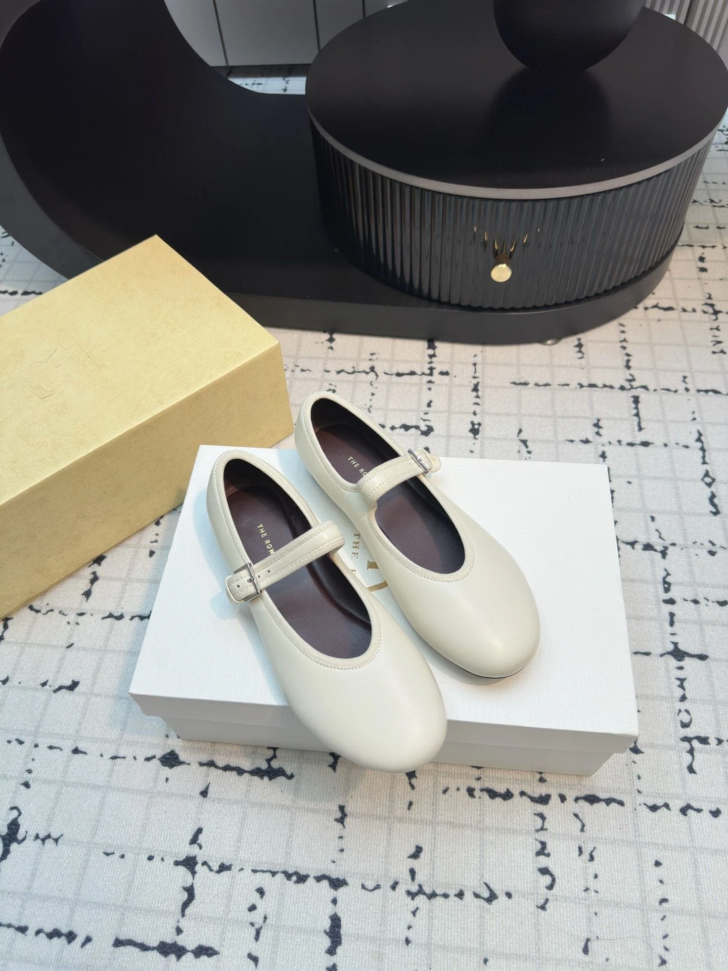 Sustainable The Row Shoes 7179