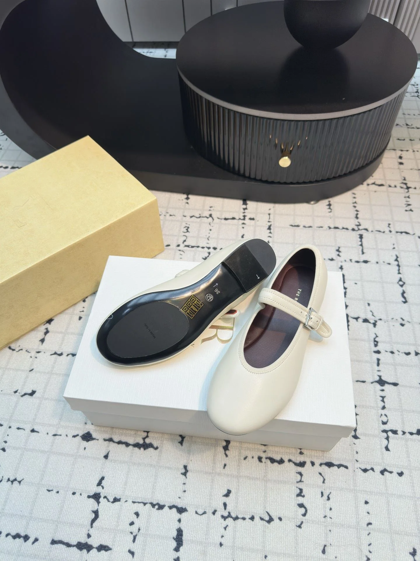Sustainable The Row Shoes 7179