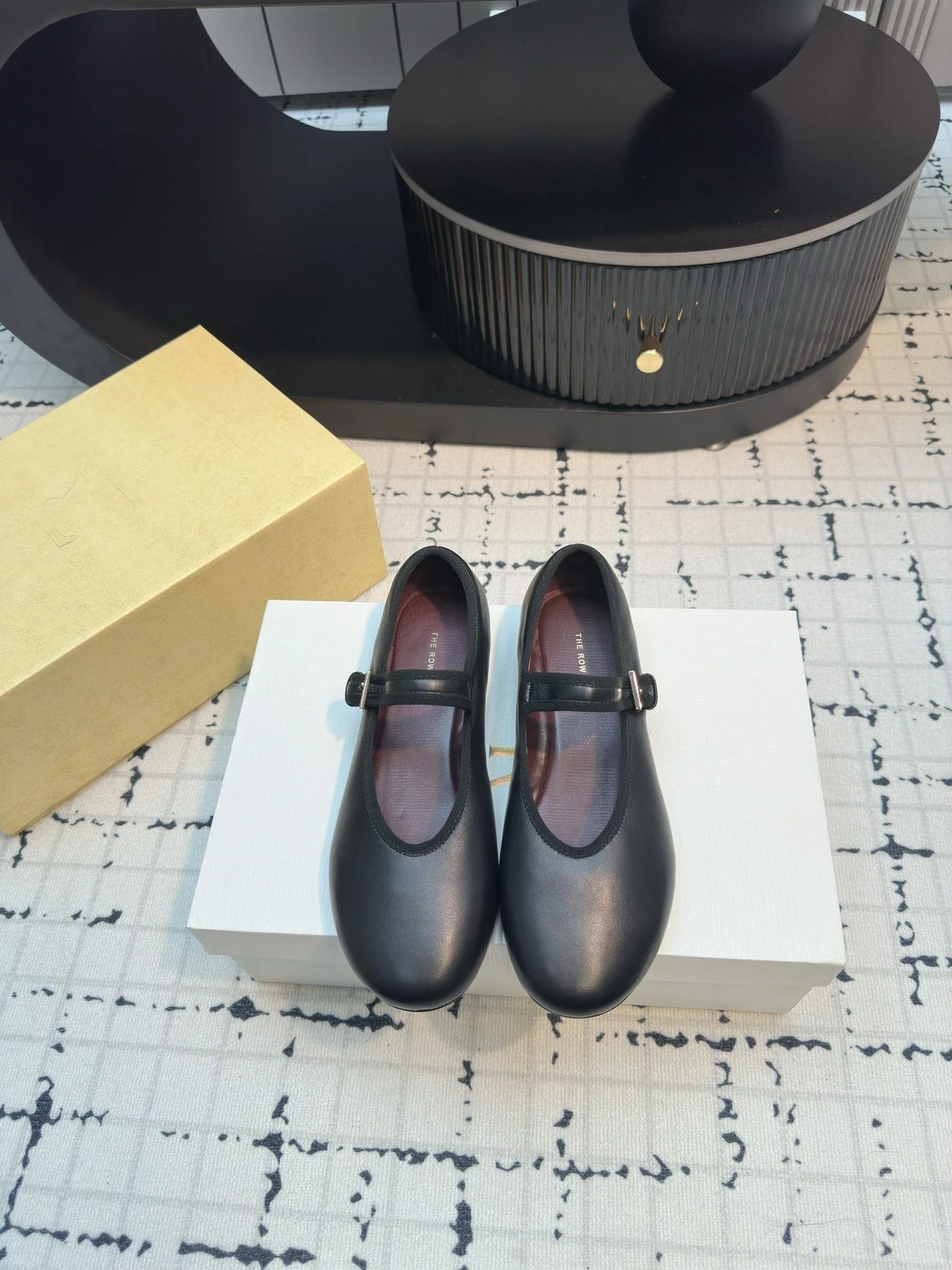Reliable The Row Shoes 7170