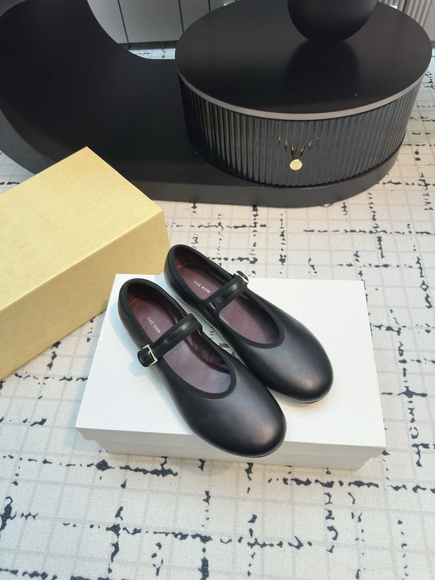Reliable The Row Shoes 7170