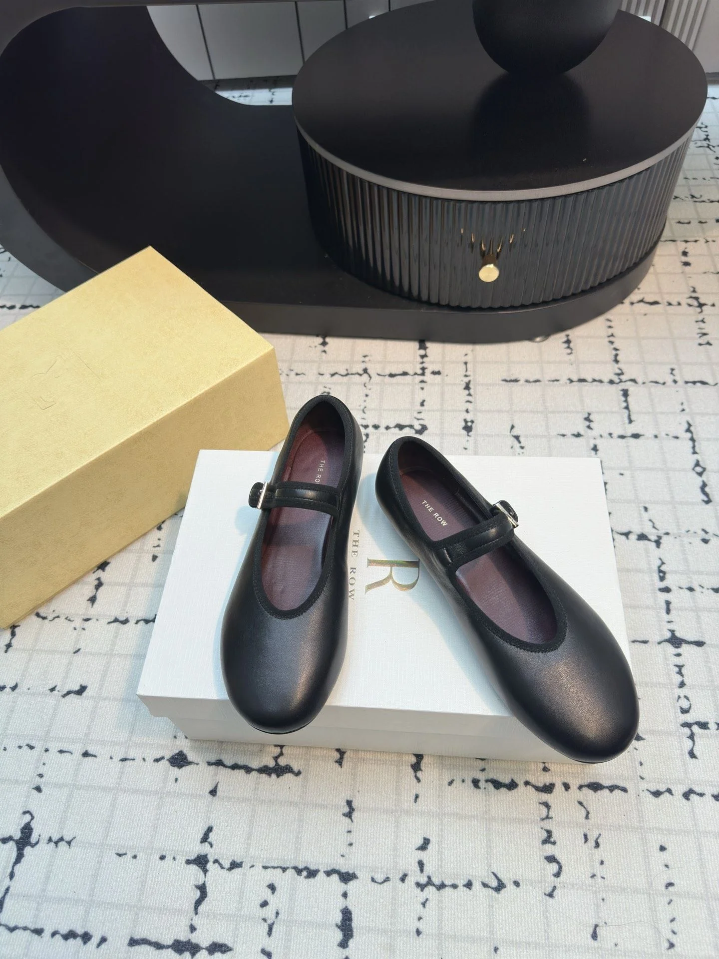 Reliable The Row Shoes 7170
