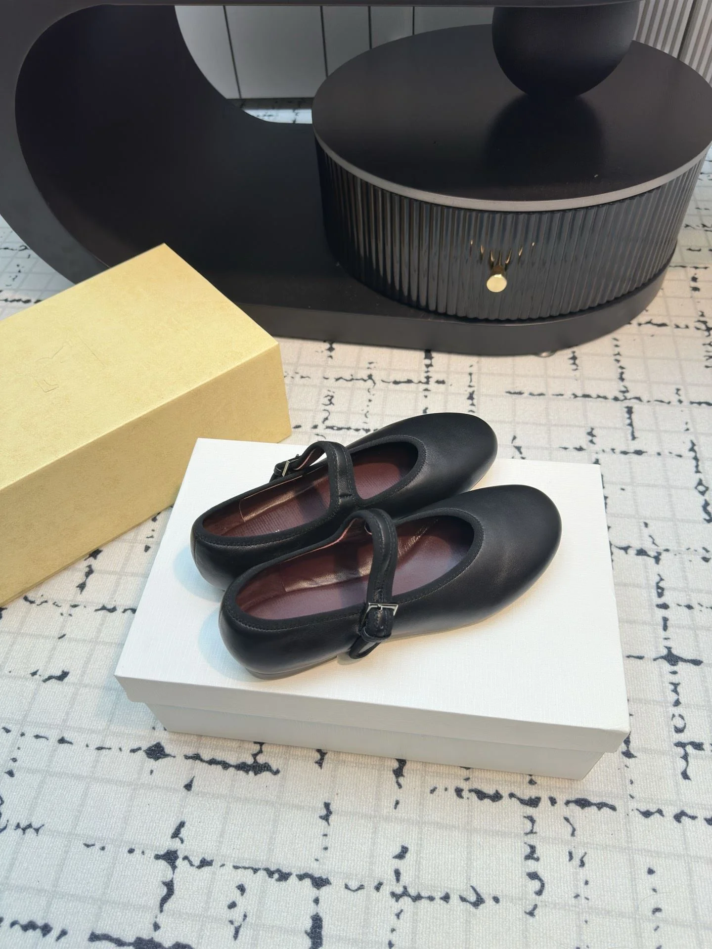 Reliable The Row Shoes 7170