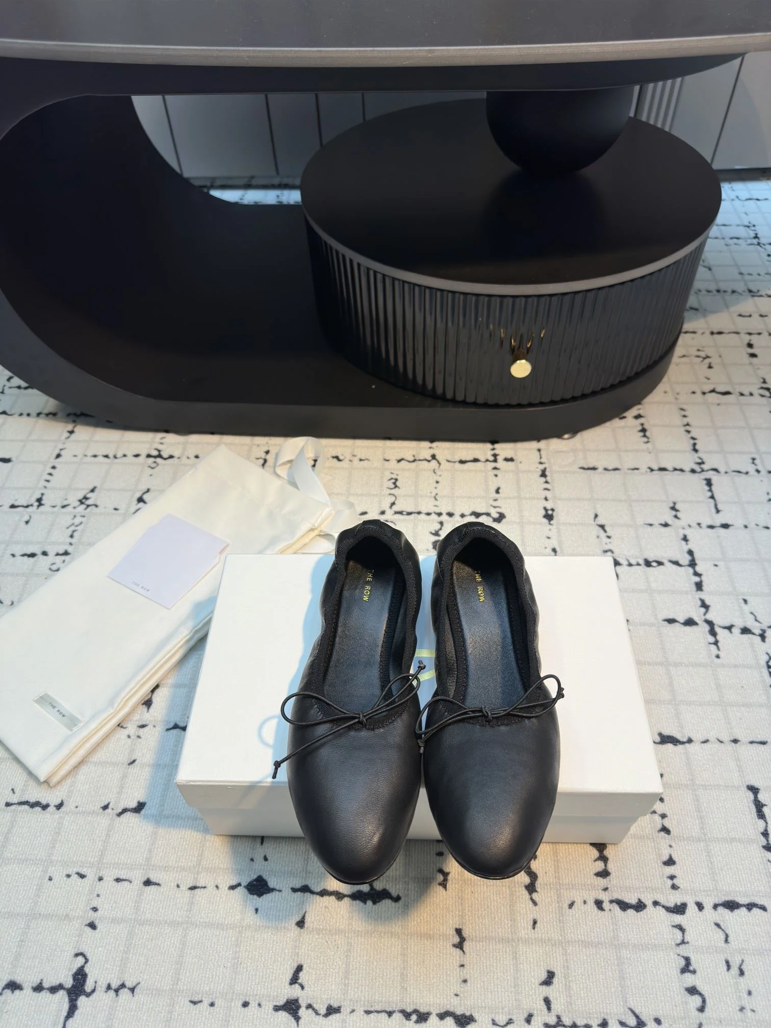 Breathable The Row Shoes 7171