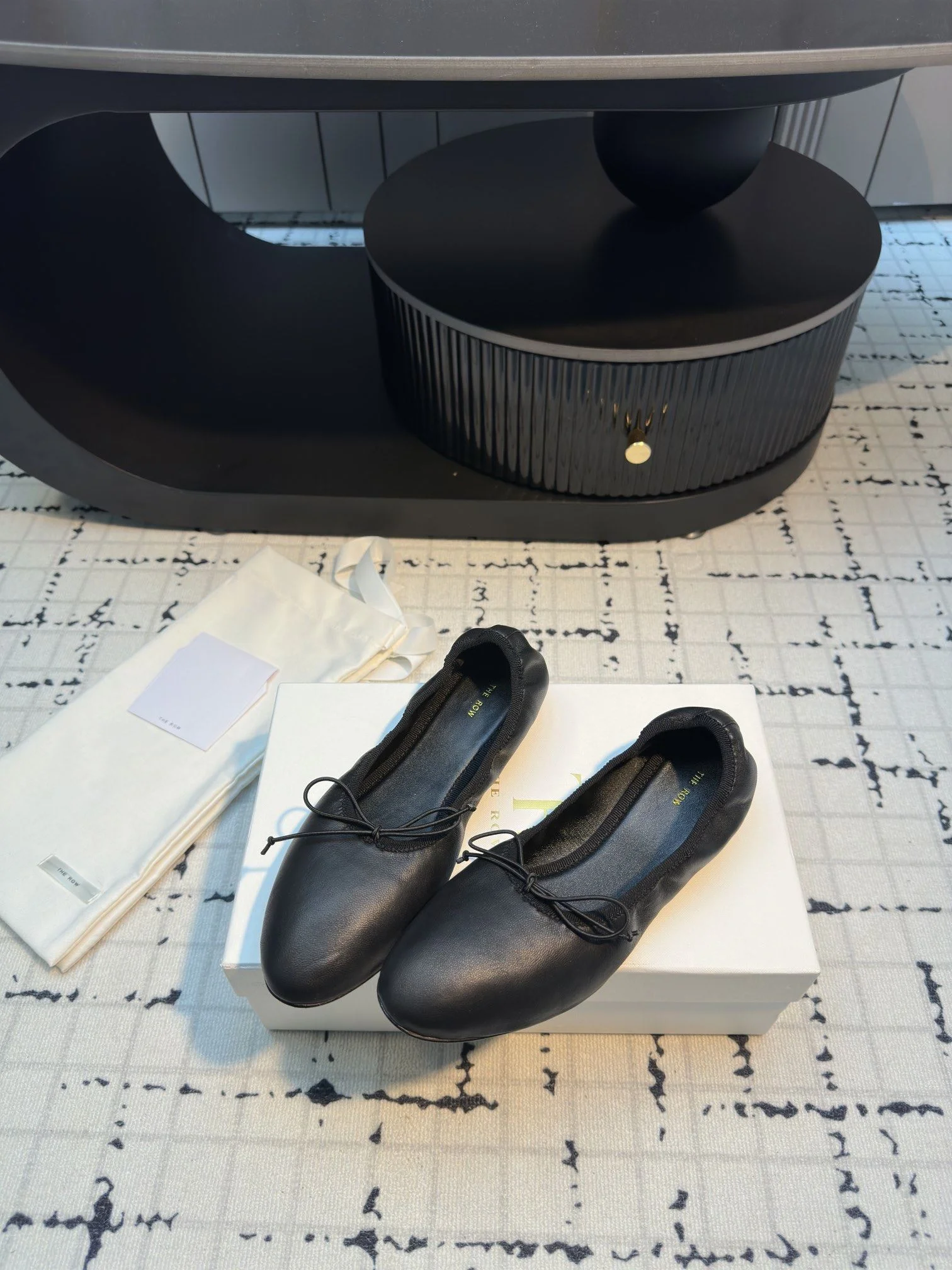 Breathable The Row Shoes 7171