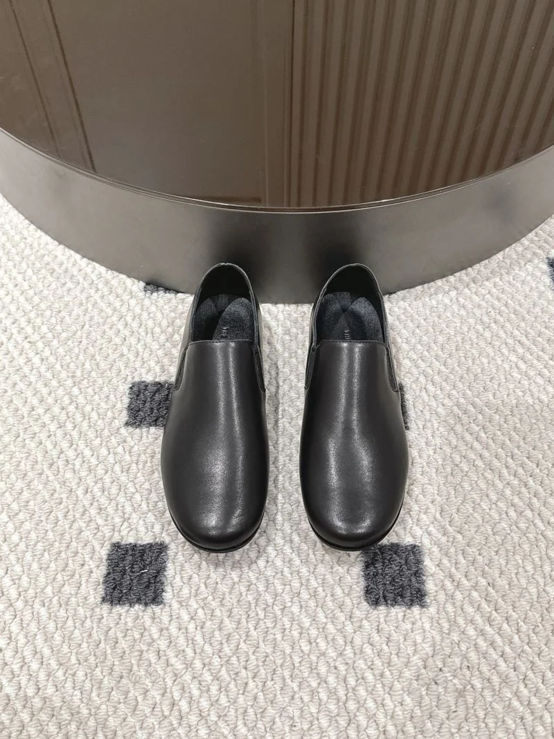 OdorResistant The Row Shoes 7185