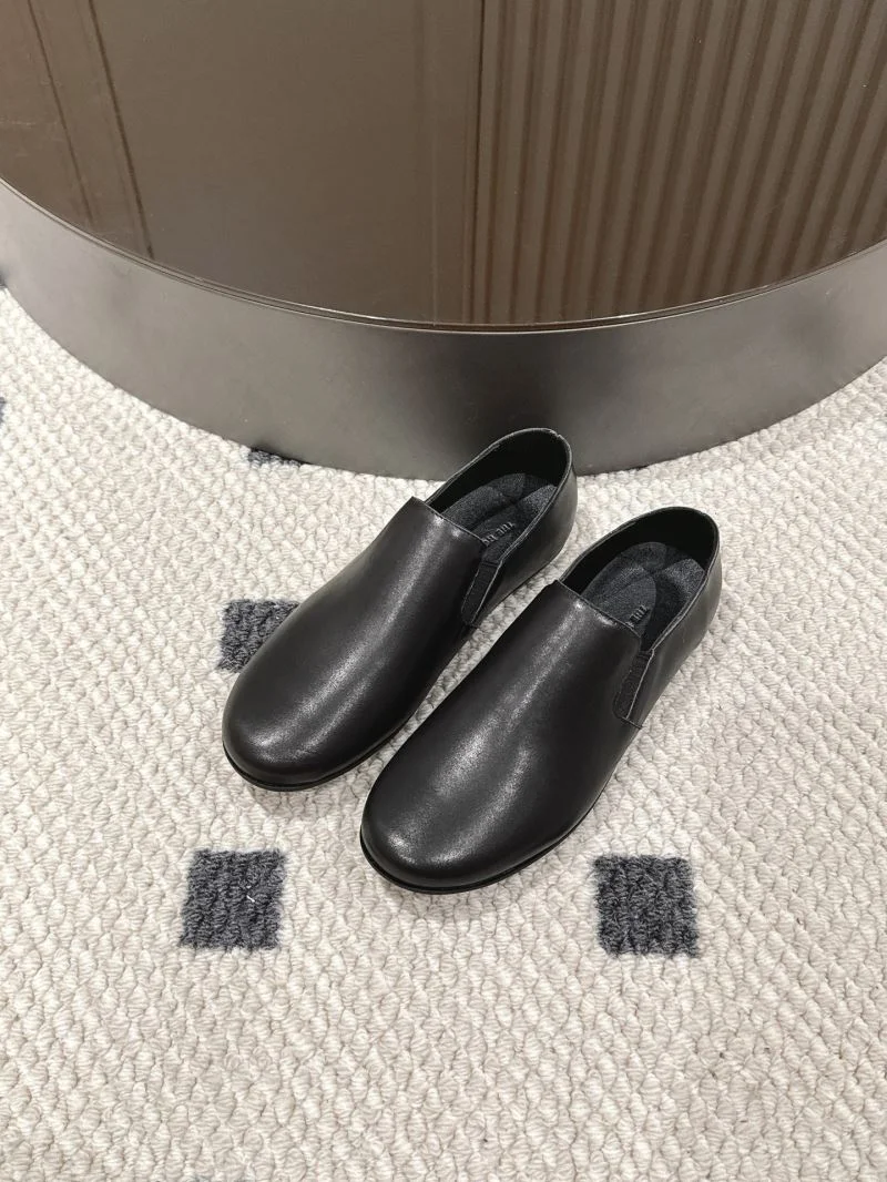 OdorResistant The Row Shoes 7185