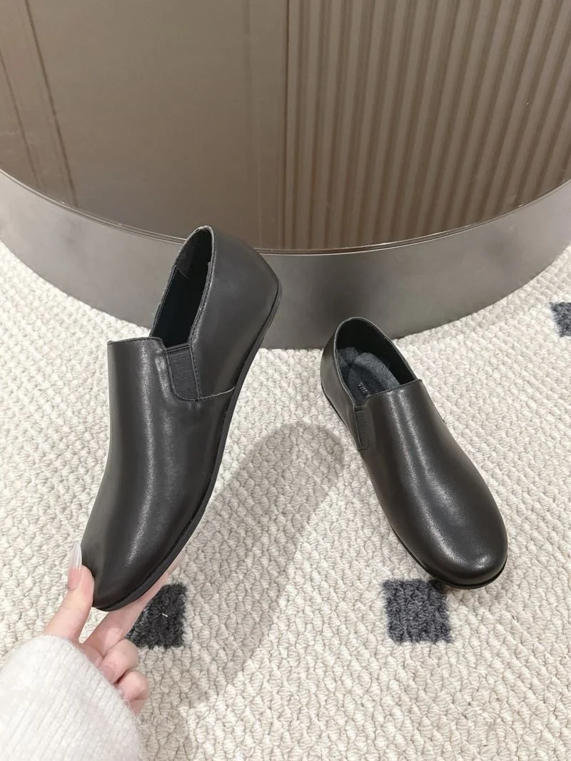 OdorResistant The Row Shoes 7185