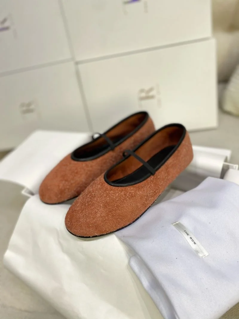 The Row Shoes Breathable 8824