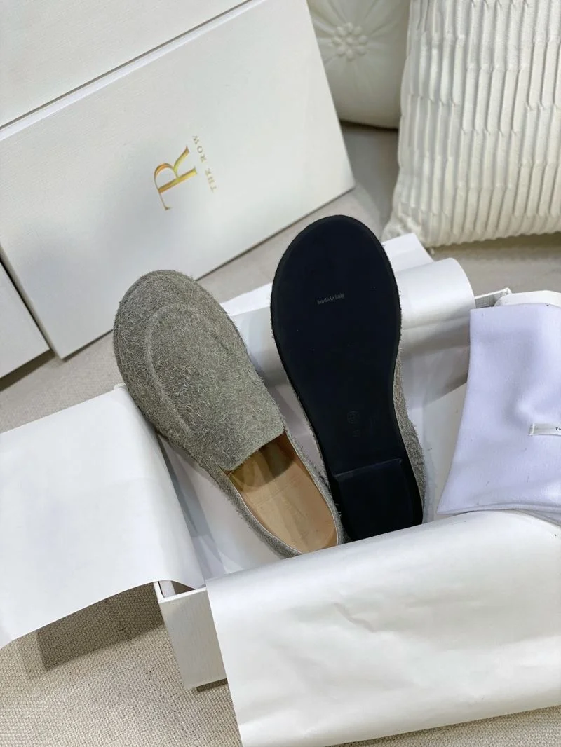 Minimalist The Row Shoes 8828