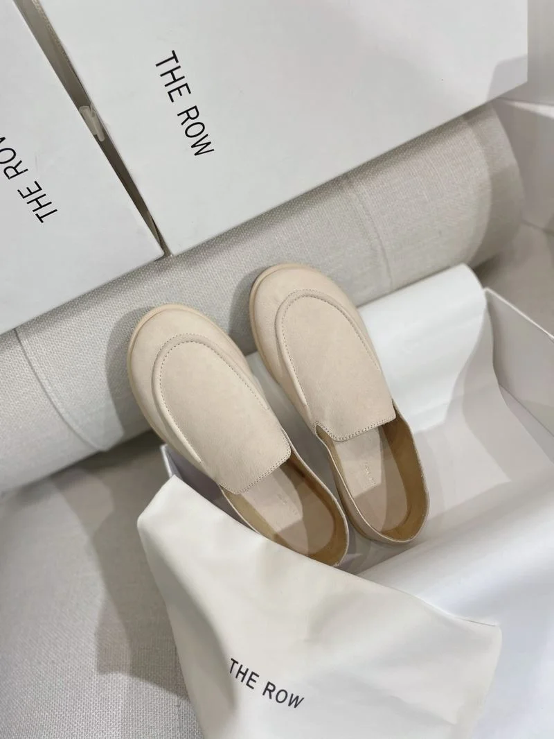 The Row Shoes FashionForward 8820