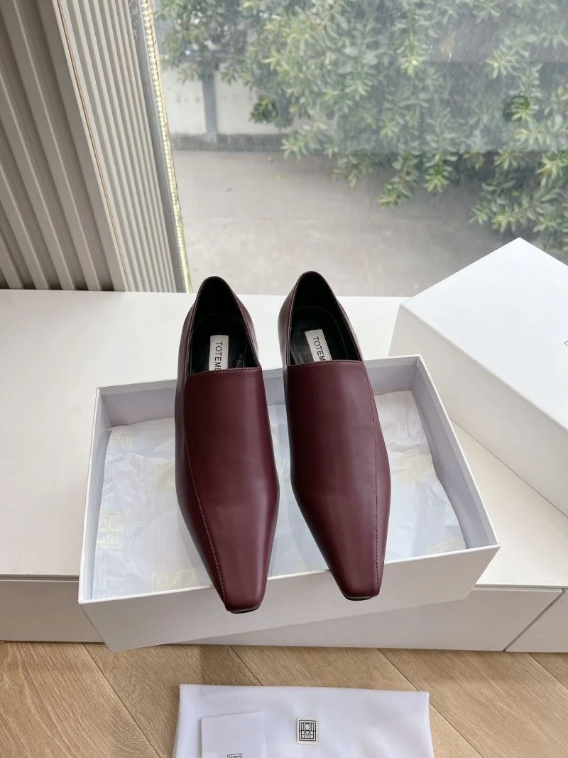 TechFriendly The Row Shoes 8835
