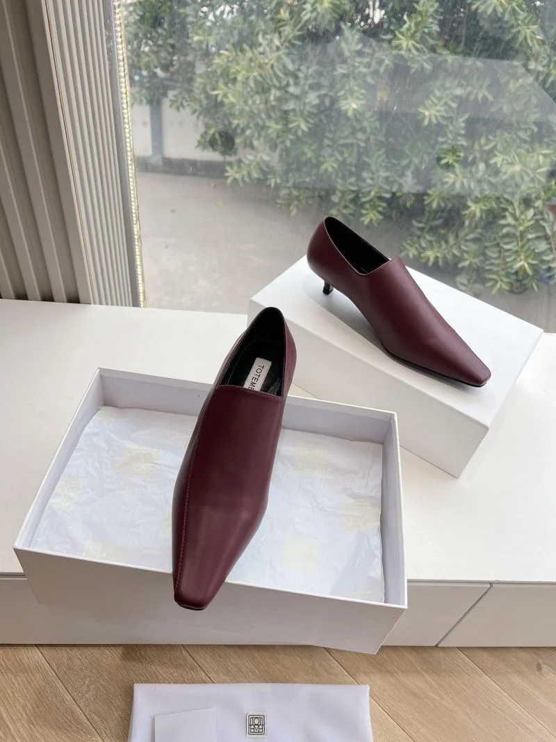 TechFriendly The Row Shoes 8835