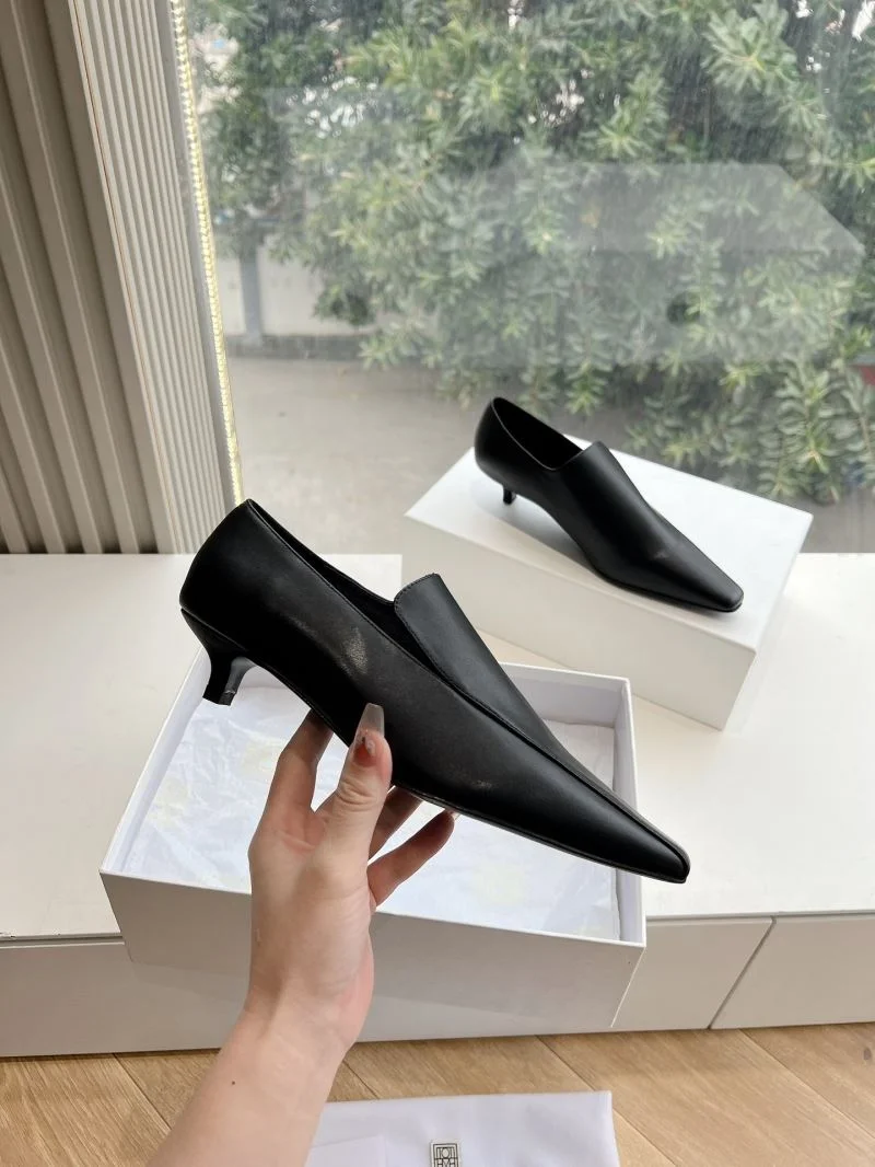 TechFriendly The Row Shoes 8812
