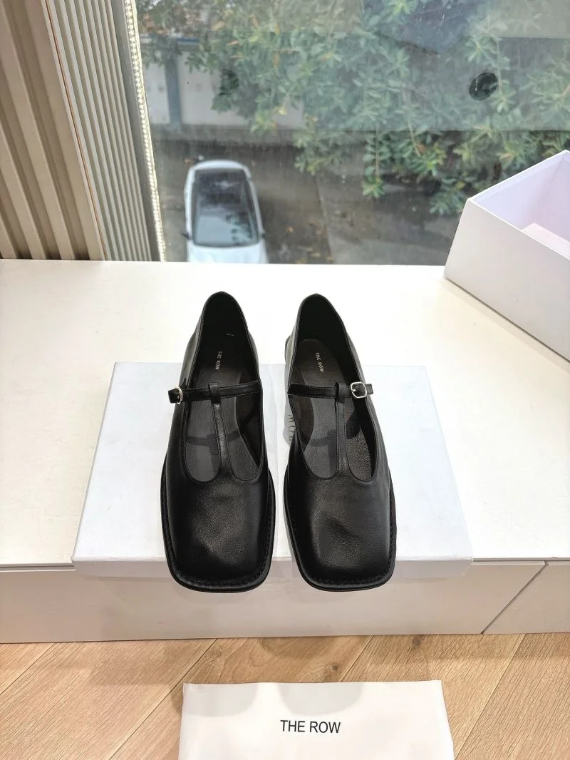 The Row Shoes ZipUp 8809