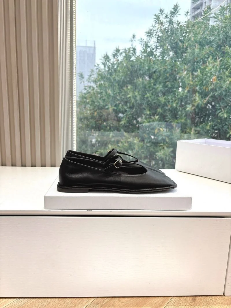 The Row Shoes ZipUp 8809