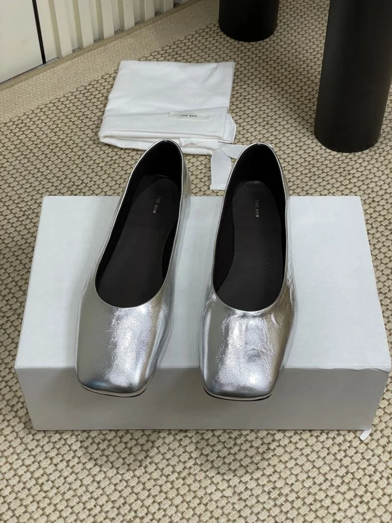 FlexibleFit The Row Shoes 8801