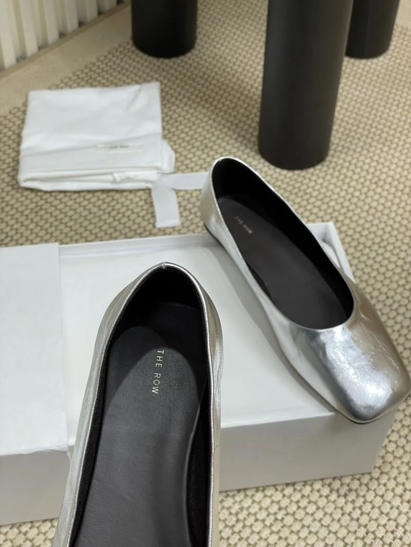 FlexibleFit The Row Shoes 8801