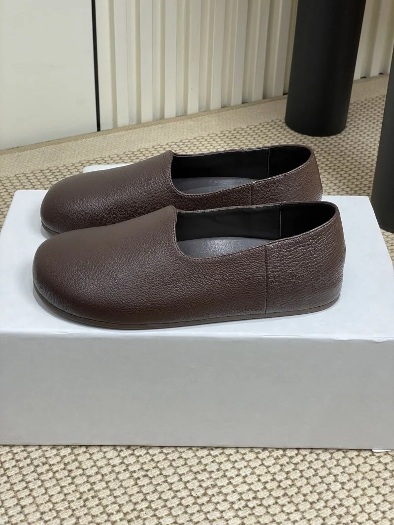 The Row Shoes FlexibleFit 8804
